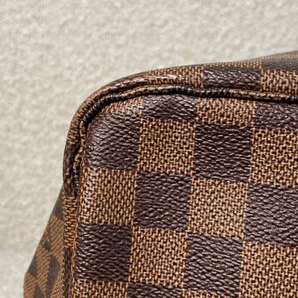 Authentic Louis Vuitton Neverfull GM Damier Ebene - Picture 12 of 16